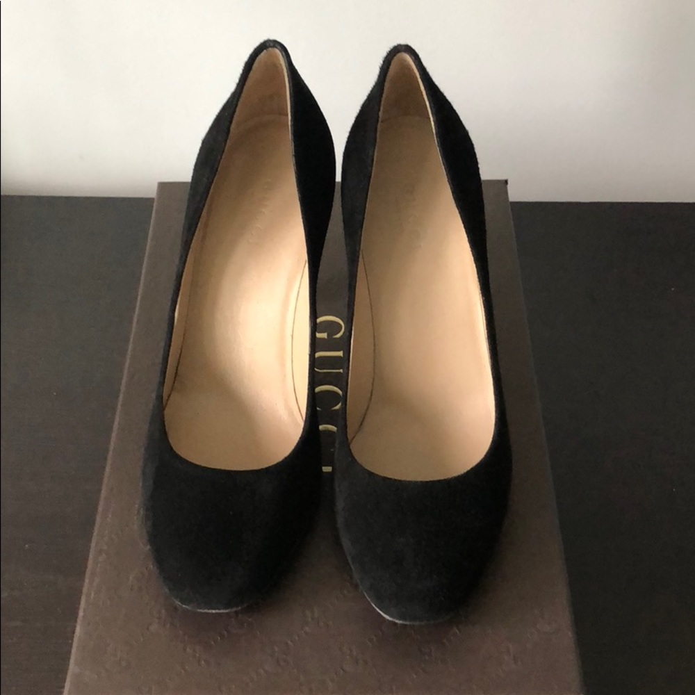 Gucci Black Kid Sacamosciato Nero Pumps Sz 35